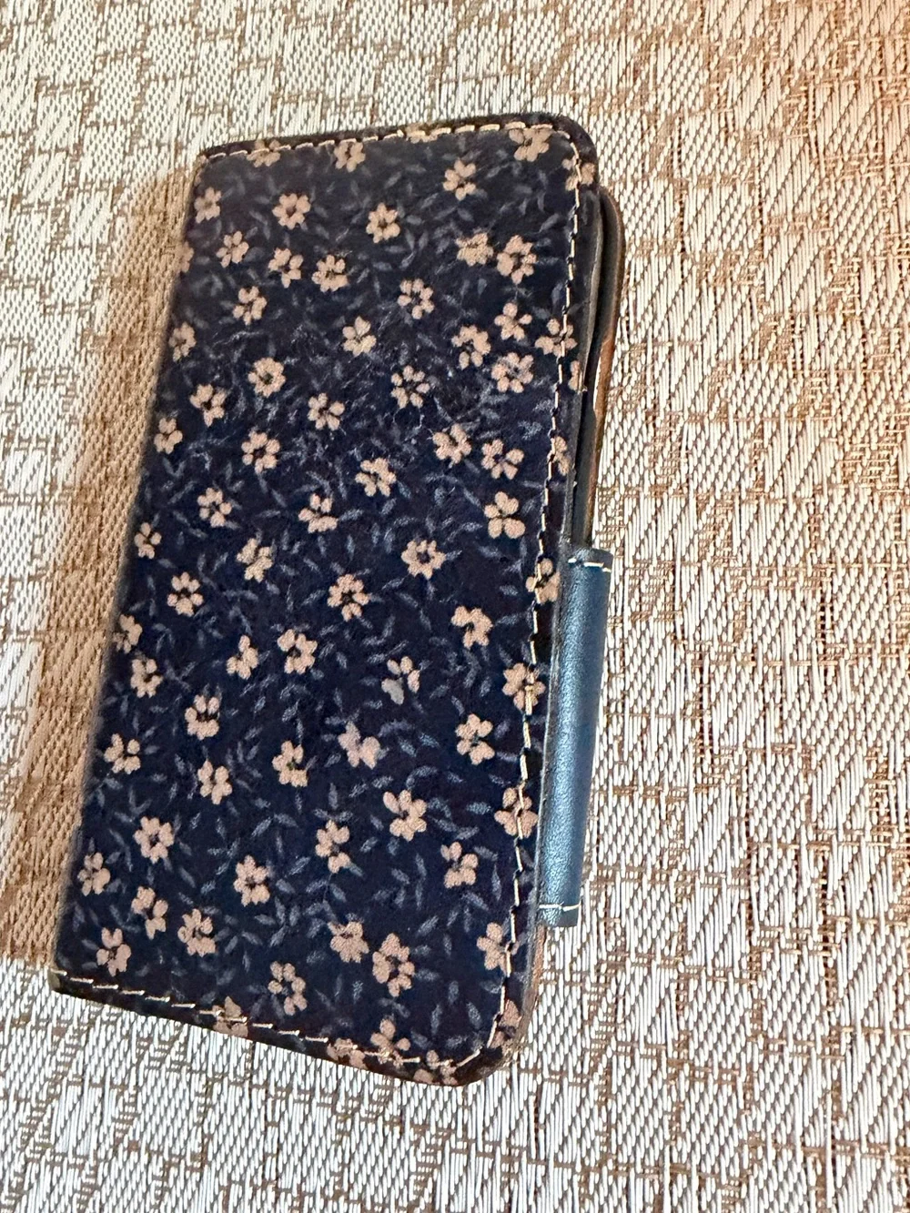 Patricia Nash Vara iPhone 7 Case wallet NEW